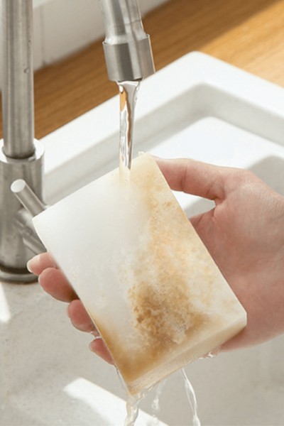 Magiczna gąbka do mycia naczyń
