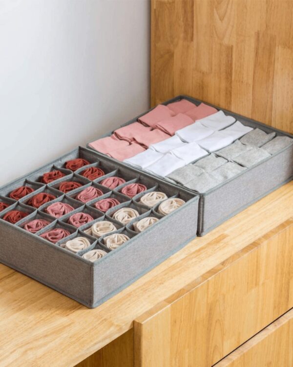Organizer do szuflady na bieliznę i skarpetki ZESTAW 4 sztuki na półce