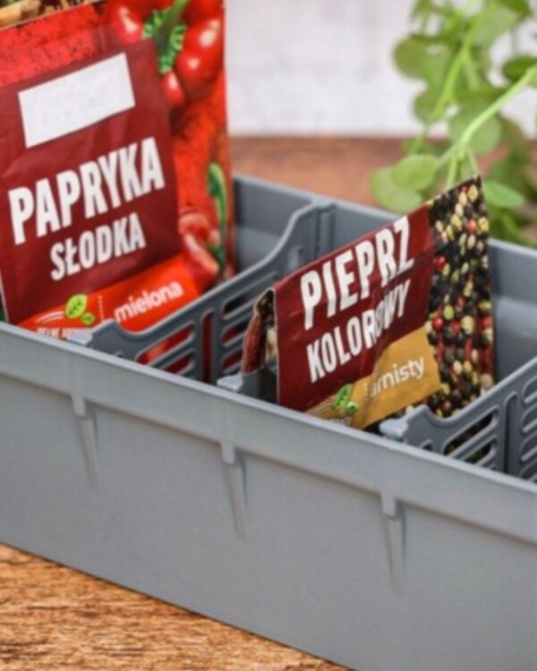 Pojemnik na przyprawy organizer przyprawnik (4) Pojemnik na przyprawy organizer przyprawnik