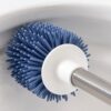 Szczotka silikonowa do WC (6) Czyszczenie muszli klozetowej szczotką silikonową do WC