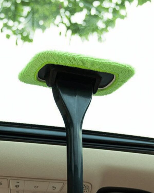 Uniwersalna szczotka do szyb mikrofibra długa (8) Mycie szyby szczotką z mikrofibrą