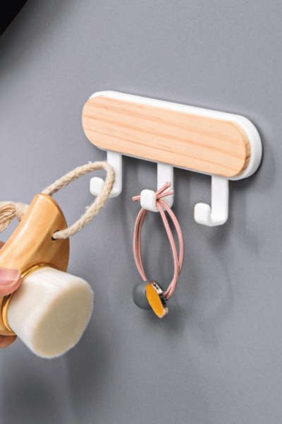 Klucze zawieszone na wieszaku haczyku