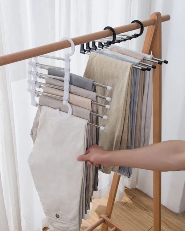 Spodnie na wieszaku na 5 par spodni