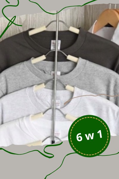 Ubrania na wieszakach metalowych