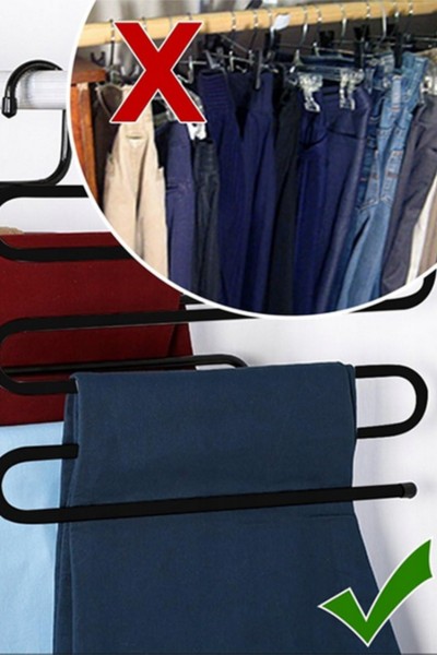 Spodnie na wieszaku na spodnie