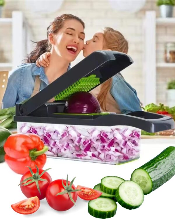 Krajalnica szatkownica do warzyw i owoców 15W1 (10) Krajalnica szatkownica do warzyw i owoców 15W1