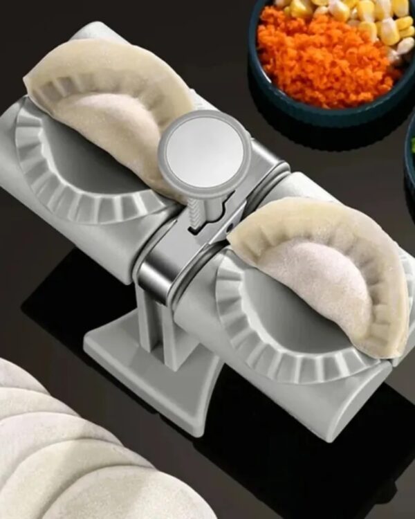 Maszynka do lepienia pierogów 2xXL (9) Maszynka do lepienia pierogów 2xXL