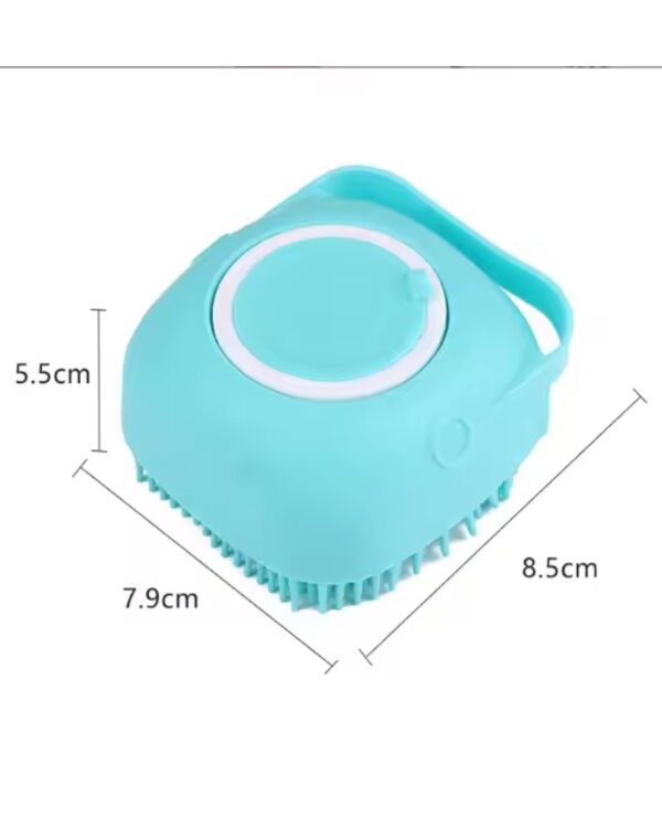 Szczotka silikonowa do mycia sierści z dozownikiem